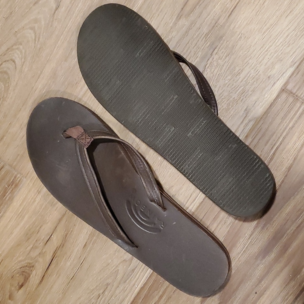 Rainbow sandals NWOT - Picture 2 of 2